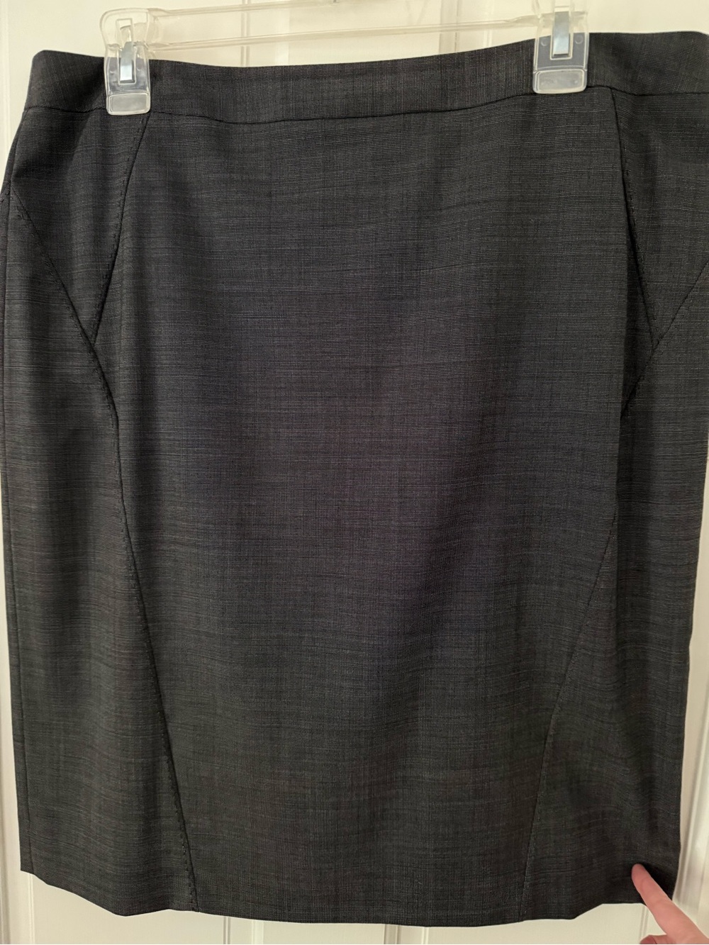 Classiques Entier Charcoal Gray Midi Pencil Skirt